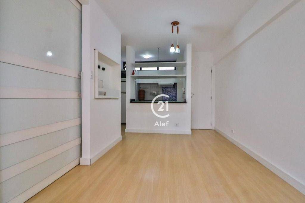 Apartamento à venda com 1 quarto, 40m² - Foto 8