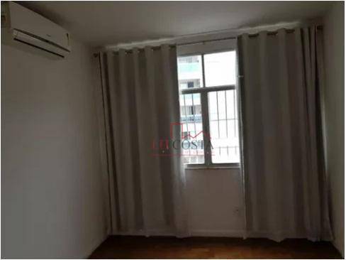 Apartamento à venda com 2 quartos, 70m² - Foto 5