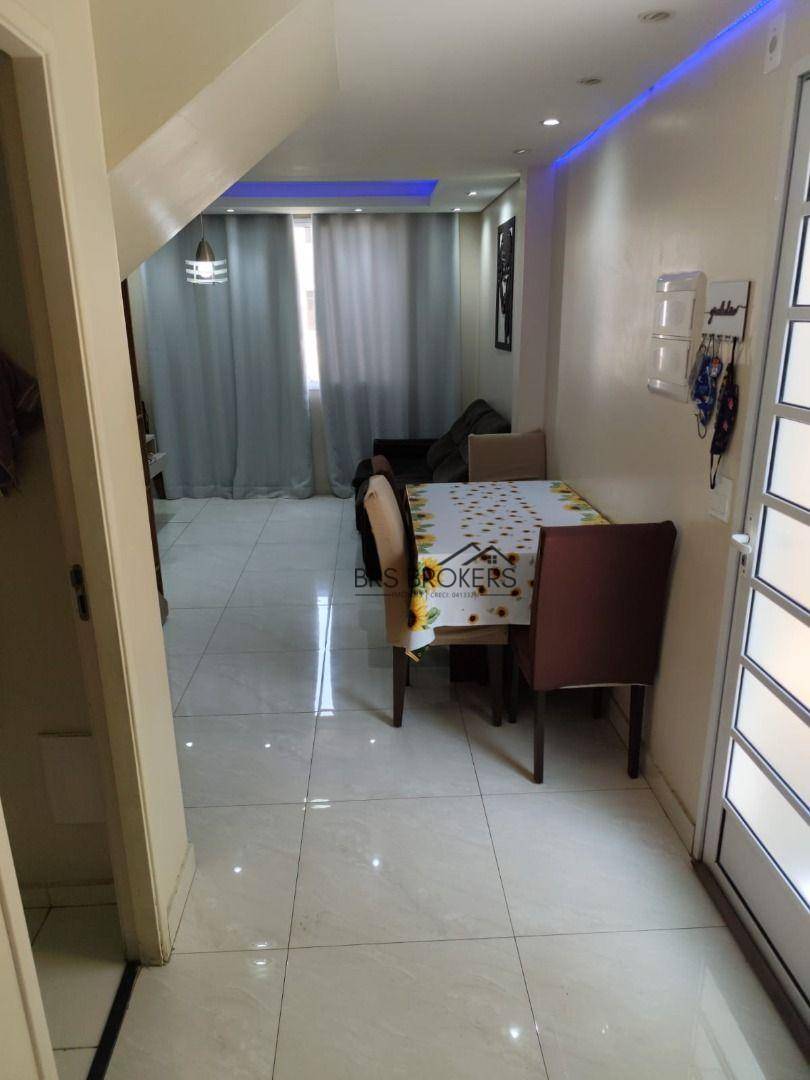 Sobrado à venda com 2 quartos, 54m² - Foto 4