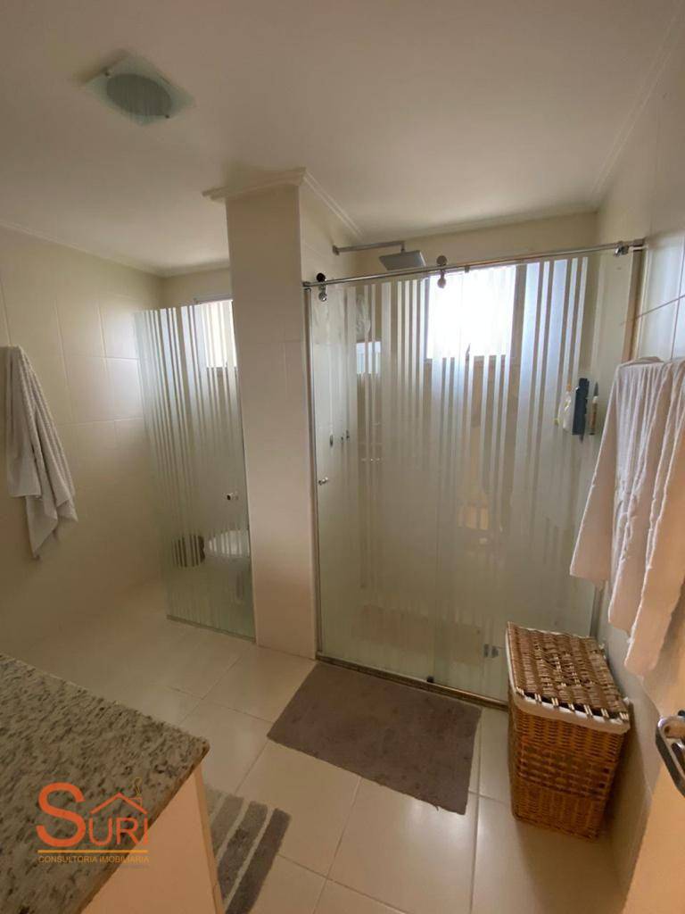 Apartamento à venda com 3 quartos, 172m² - Foto 35