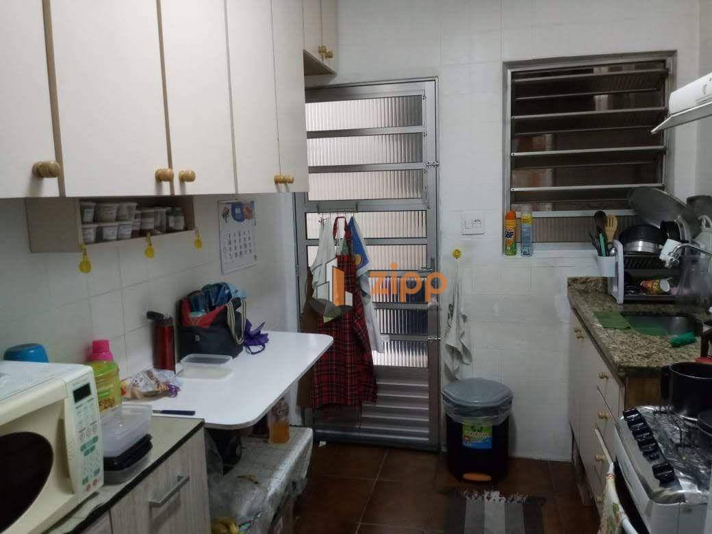 Apartamento à venda com 2 quartos, 71m² - Foto 4