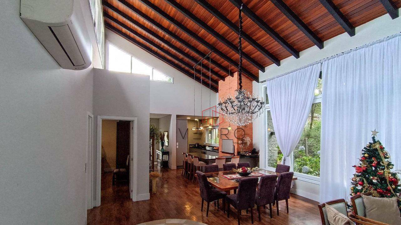 Casa de Condomínio à venda com 4 quartos, 250m² - Foto 6