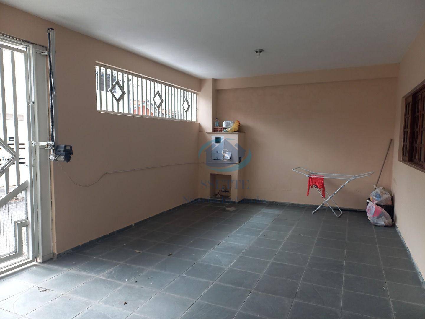 Sobrado à venda com 5 quartos, 220m² - Foto 3