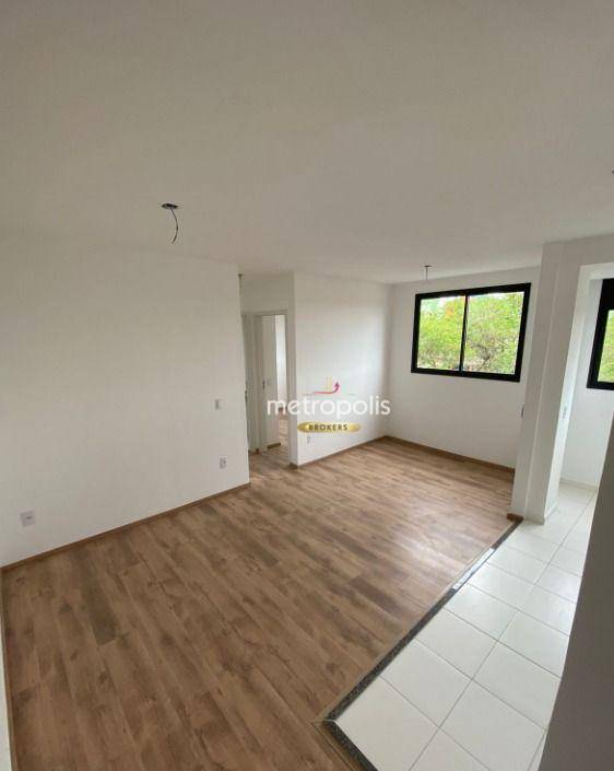 Apartamento à venda com 2 quartos, 40m² - Foto 2