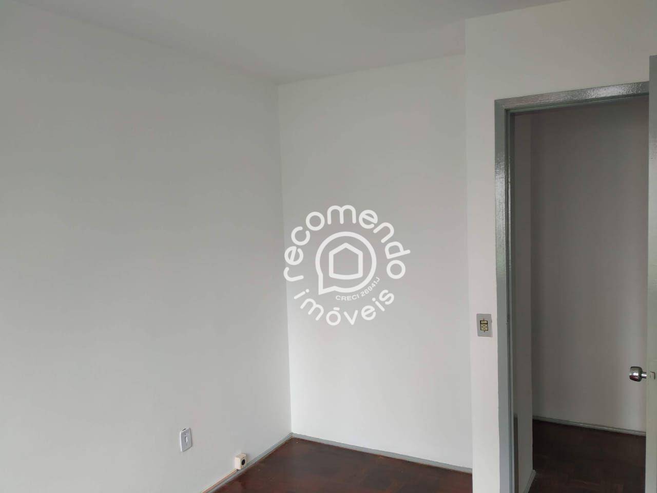 Apartamento à venda com 2 quartos, 61m² - Foto 8