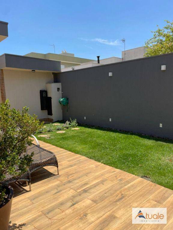 Casa de Condomínio à venda com 4 quartos, 295m² - Foto 2