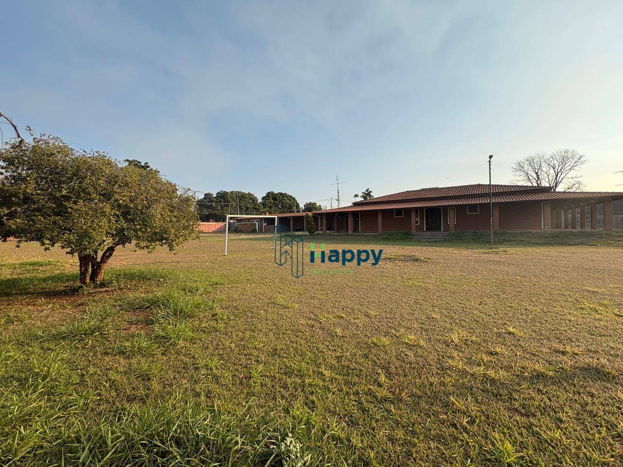 Casa para alugar com 3 quartos, 560m² - Foto 3