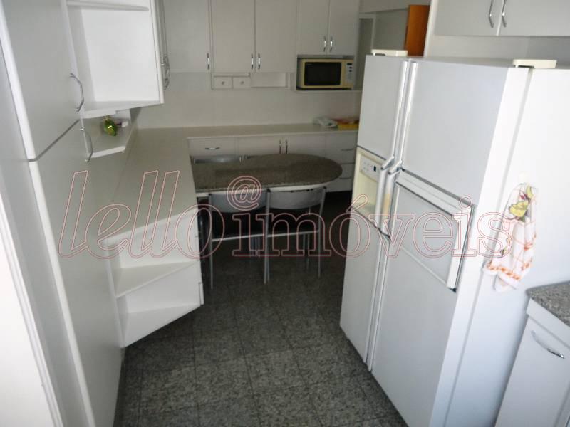 Apartamento para alugar com 4 quartos, 168m² - Foto 13