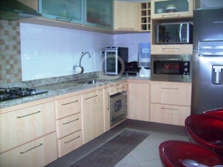 Apartamento à venda com 2 quartos, 76m² - Foto 8