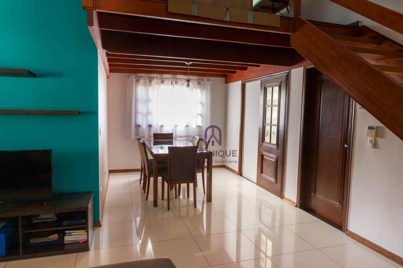 Casa à venda com 3 quartos, 219m² - Foto 34
