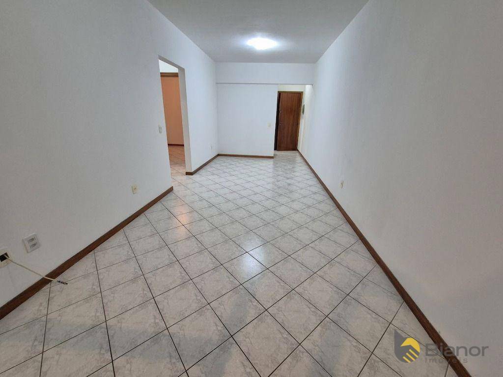 Apartamento para alugar com 2 quartos, 73m² - Foto 6