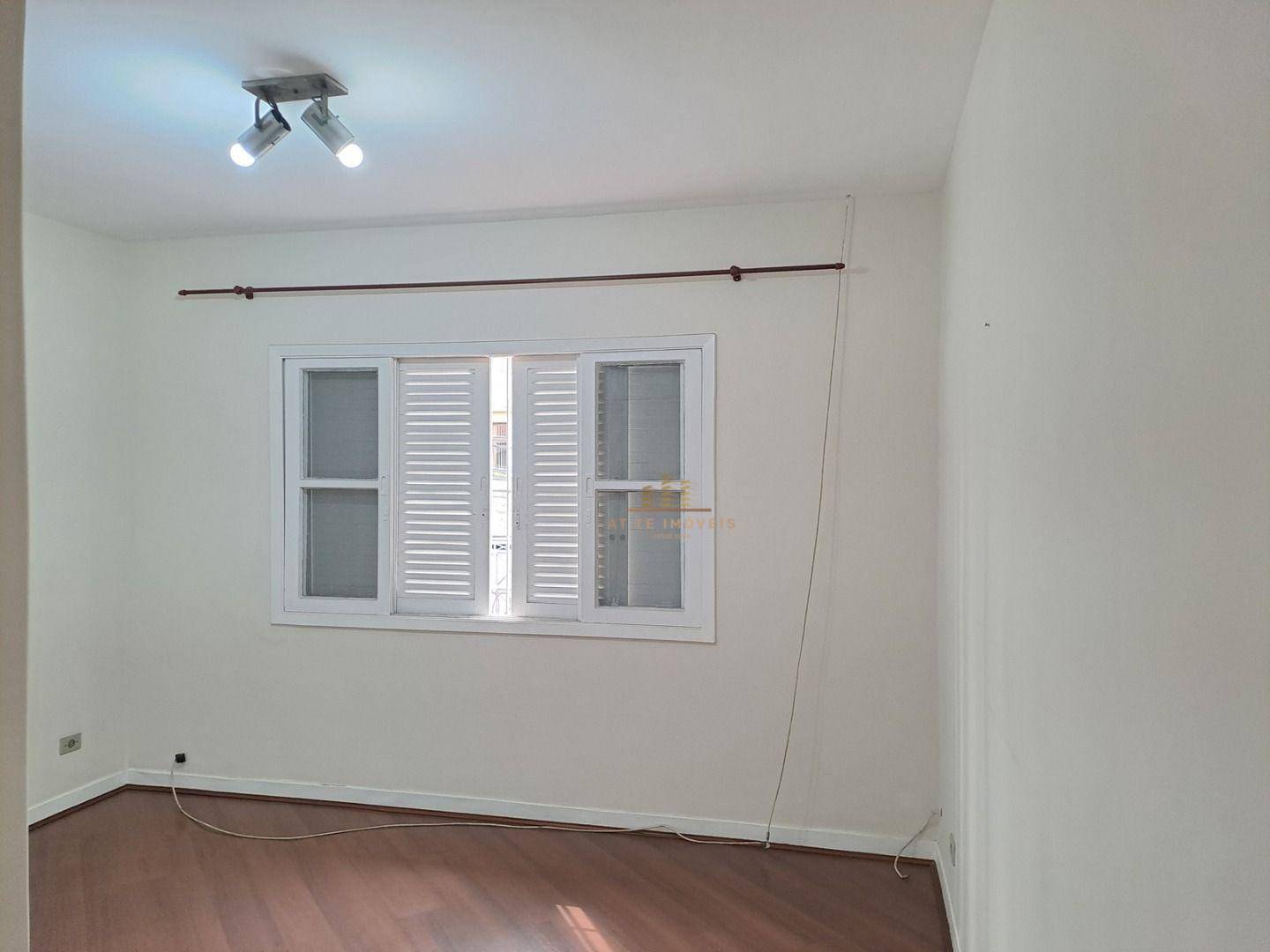 Casa à venda e aluguel com 4 quartos, 250m² - Foto 24