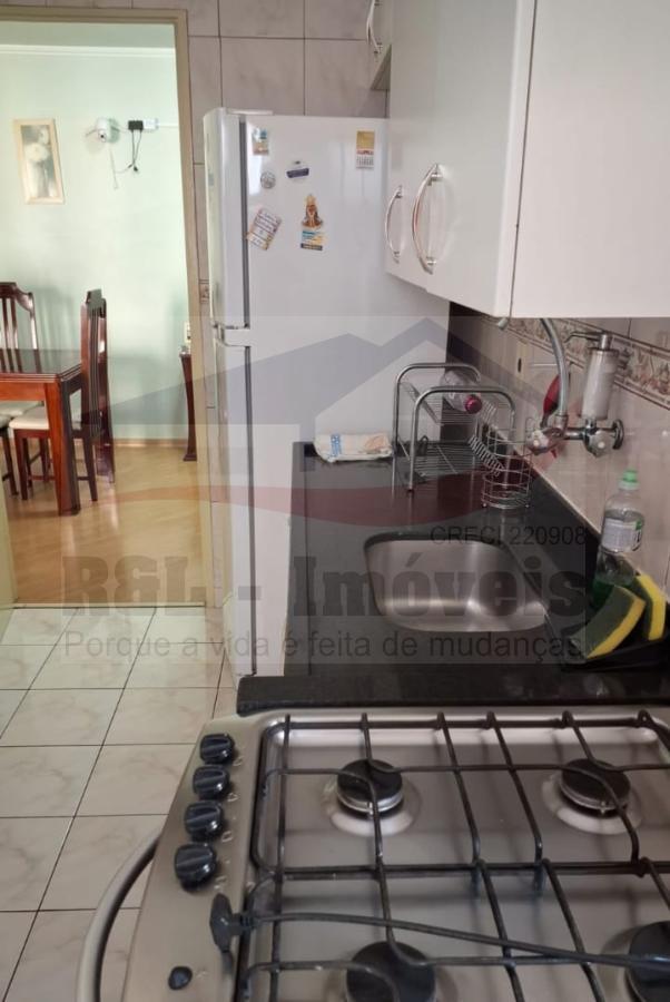 Apartamento à venda com 2 quartos, 64m² - Foto 20