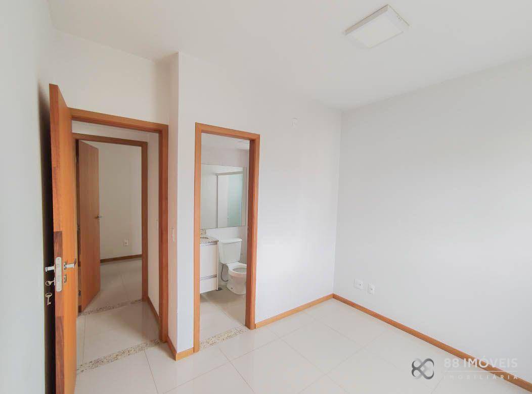 Apartamento à venda com 3 quartos, 60m² - Foto 15