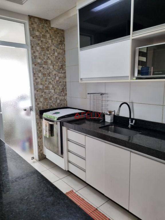 Apartamento à venda com 3 quartos, 82m² - Foto 4