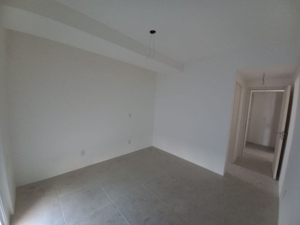 Apartamento à venda com 3 quartos, 140m² - Foto 6