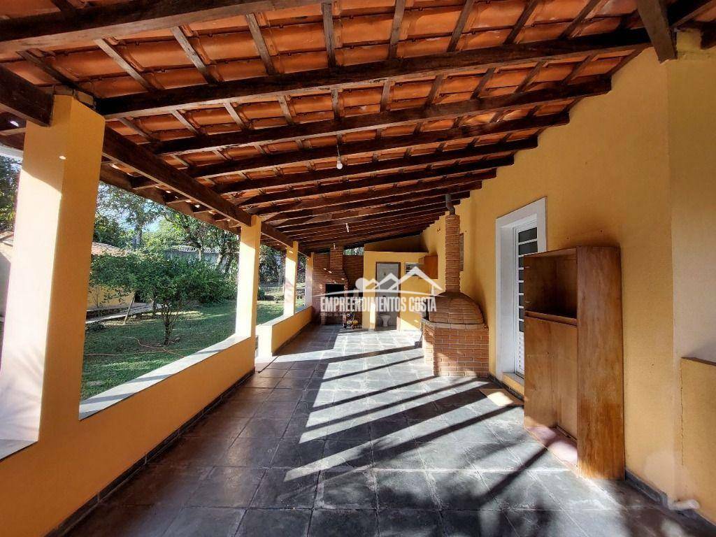 Casa de Condomínio à venda com 3 quartos, 236m² - Foto 5