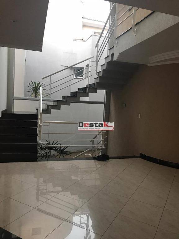 Sobrado à venda com 5 quartos, 600m² - Foto 27