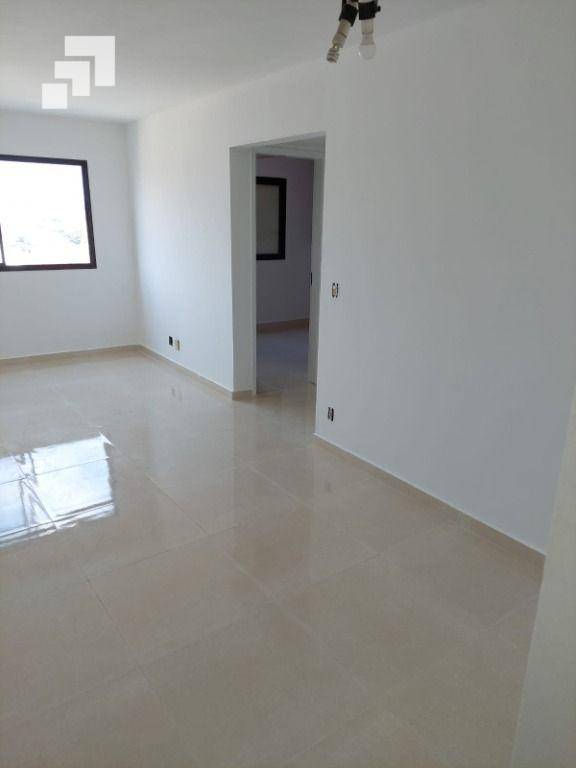 Apartamento à venda com 2 quartos, 50m² - Foto 11