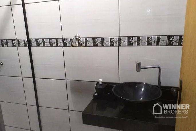 Sobrado à venda com 6 quartos, 250m² - Foto 23