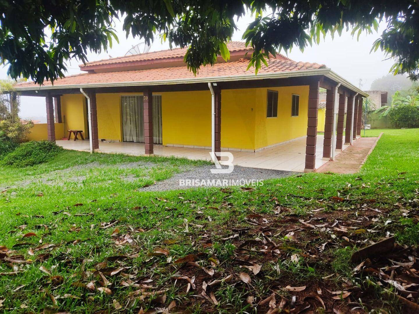 Chácara à venda com 3 quartos, 400m² - Foto 1