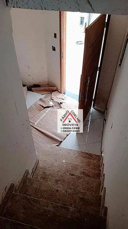 Sobrado à venda com 3 quartos, 100m² - Foto 3