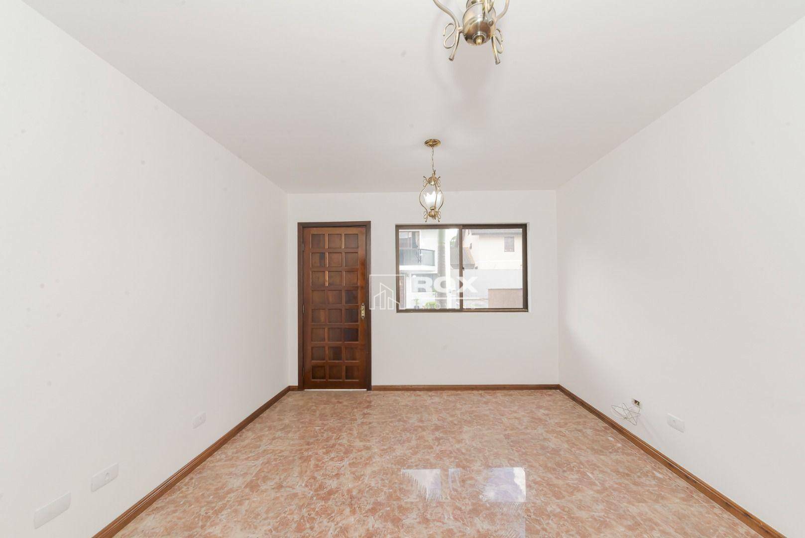 Sobrado à venda com 3 quartos, 100m² - Foto 4