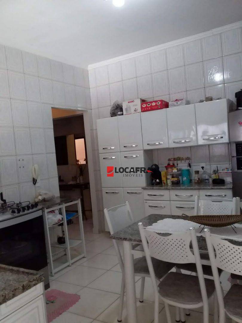 Casa à venda com 3 quartos, 542M2 - Foto 4