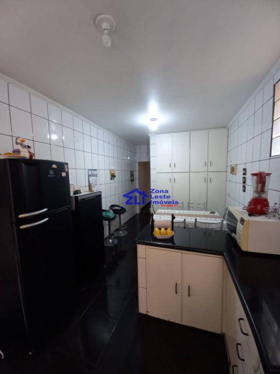 Sobrado à venda com 4 quartos, 180m² - Foto 10