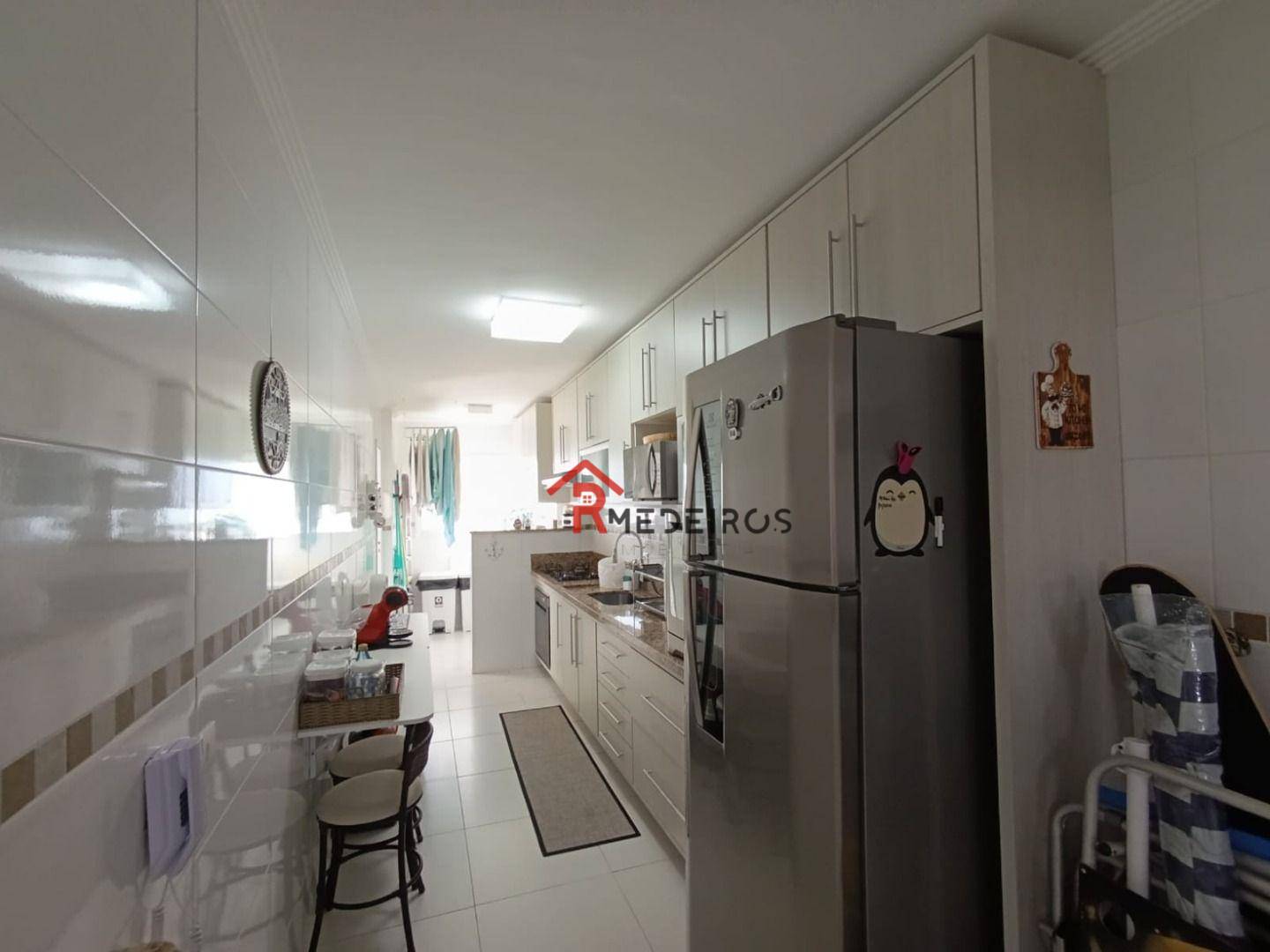 Apartamento à venda com 3 quartos, 123m² - Foto 8