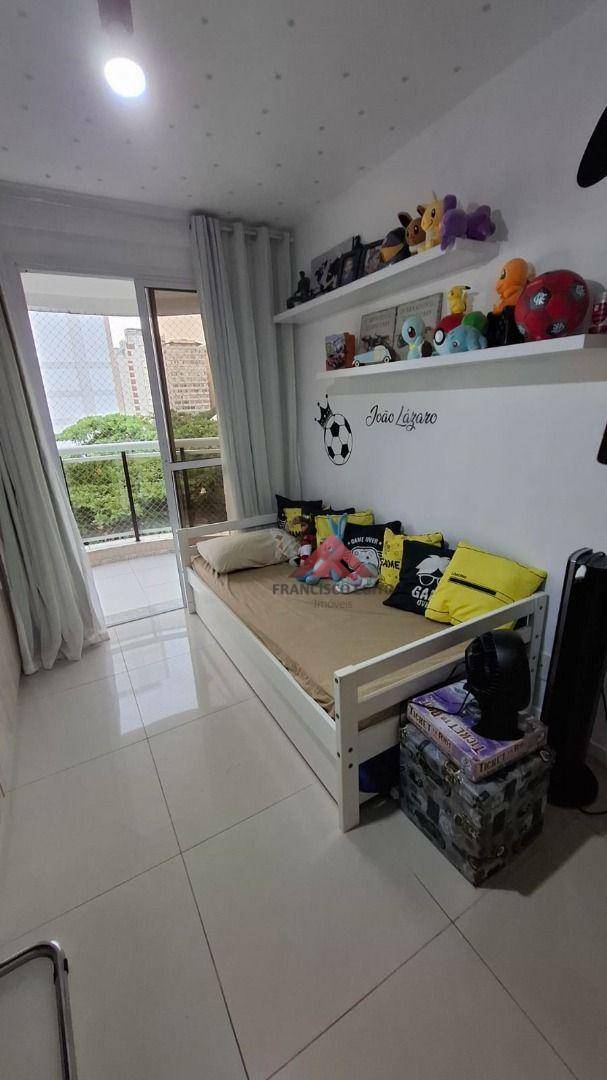 Apartamento à venda com 2 quartos, 78m² - Foto 11