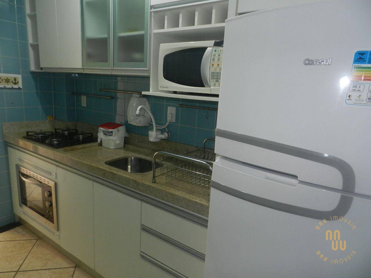 Apartamento à venda com 3 quartos, 173m² - Foto 3