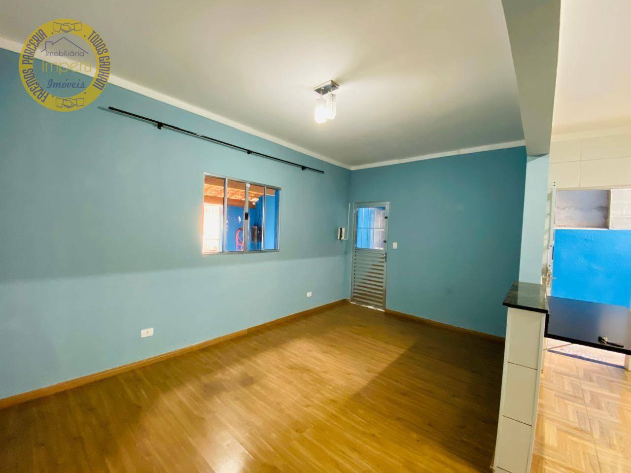 Casa à venda com 2 quartos, 75m² - Foto 8