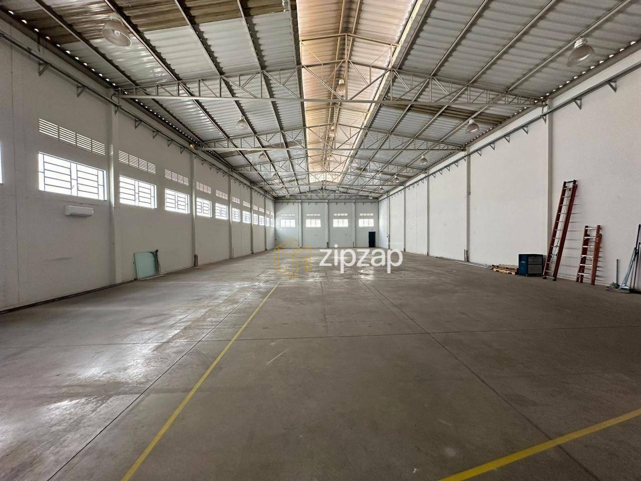 Depósito-Galpão-Armazém para alugar, 806m² - Foto 3