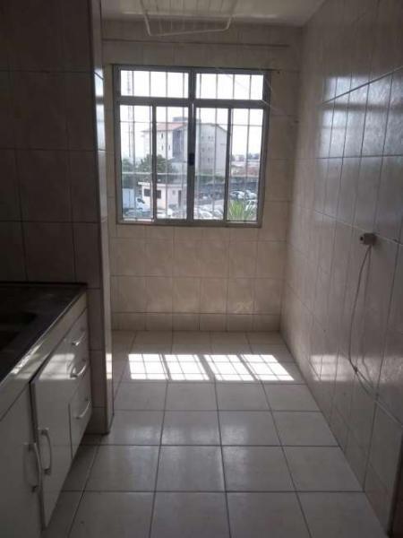 Apartamento à venda com 2 quartos, 45m² - Foto 4