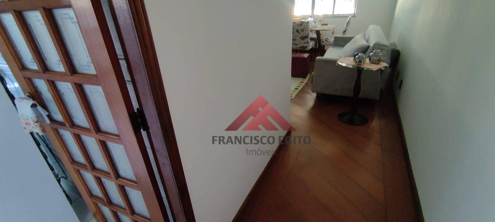 Apartamento à venda com 2 quartos, 72m² - Foto 4