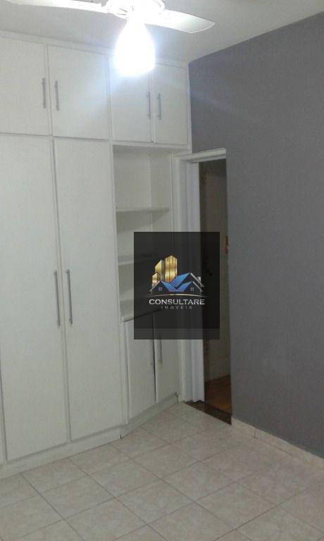 Apartamento à venda com 2 quartos, 70m² - Foto 13