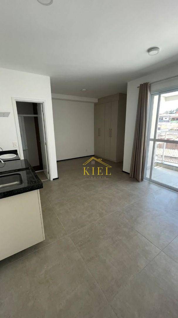 Apartamento à venda e aluguel com 1 quarto, 33m² - Foto 1