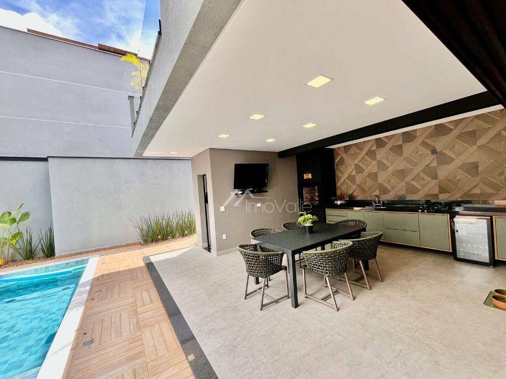 Casa de Condomínio à venda com 4 quartos, 215m² - Foto 18