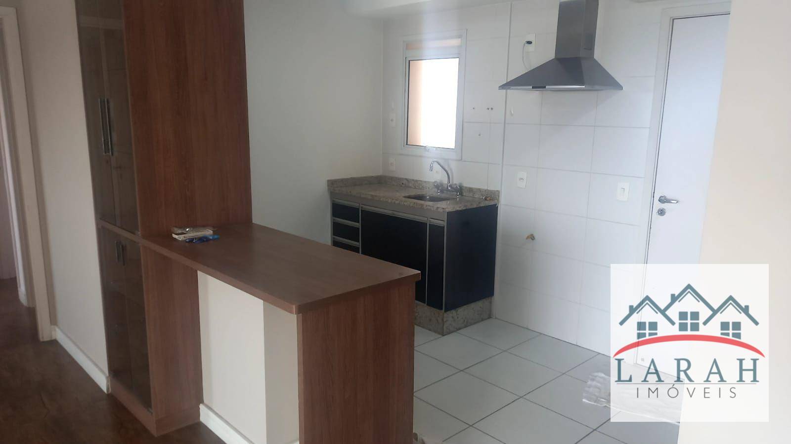 Apartamento à venda com 3 quartos, 95m² - Foto 2