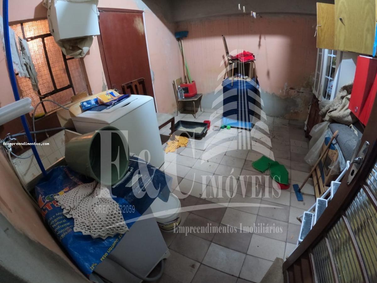 Casa à venda com 3 quartos, 140m² - Foto 3