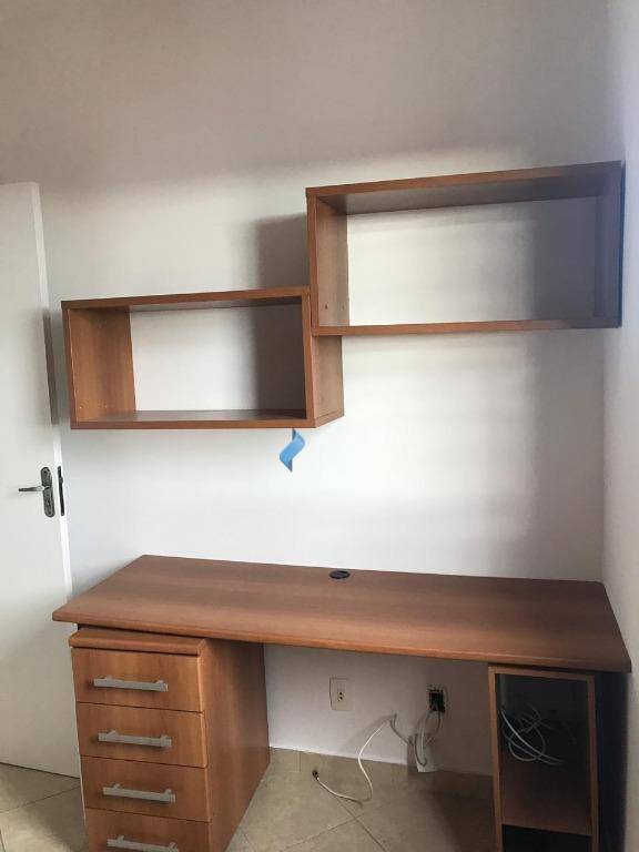 Apartamento à venda com 2 quartos, 65m² - Foto 15