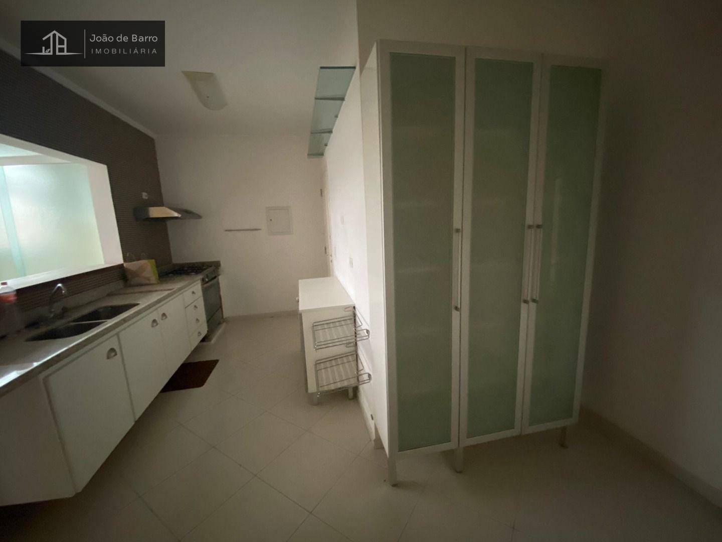 Apartamento à venda com 3 quartos, 205m² - Foto 20