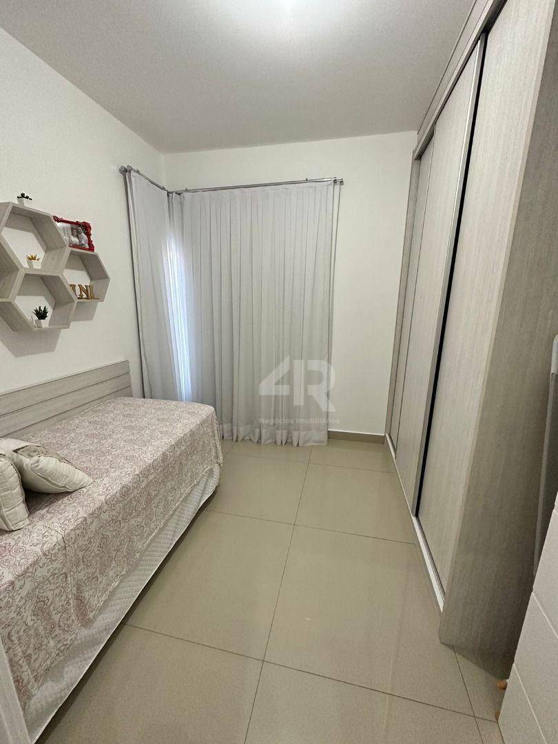 Casa à venda com 3 quartos, 75m² - Foto 16