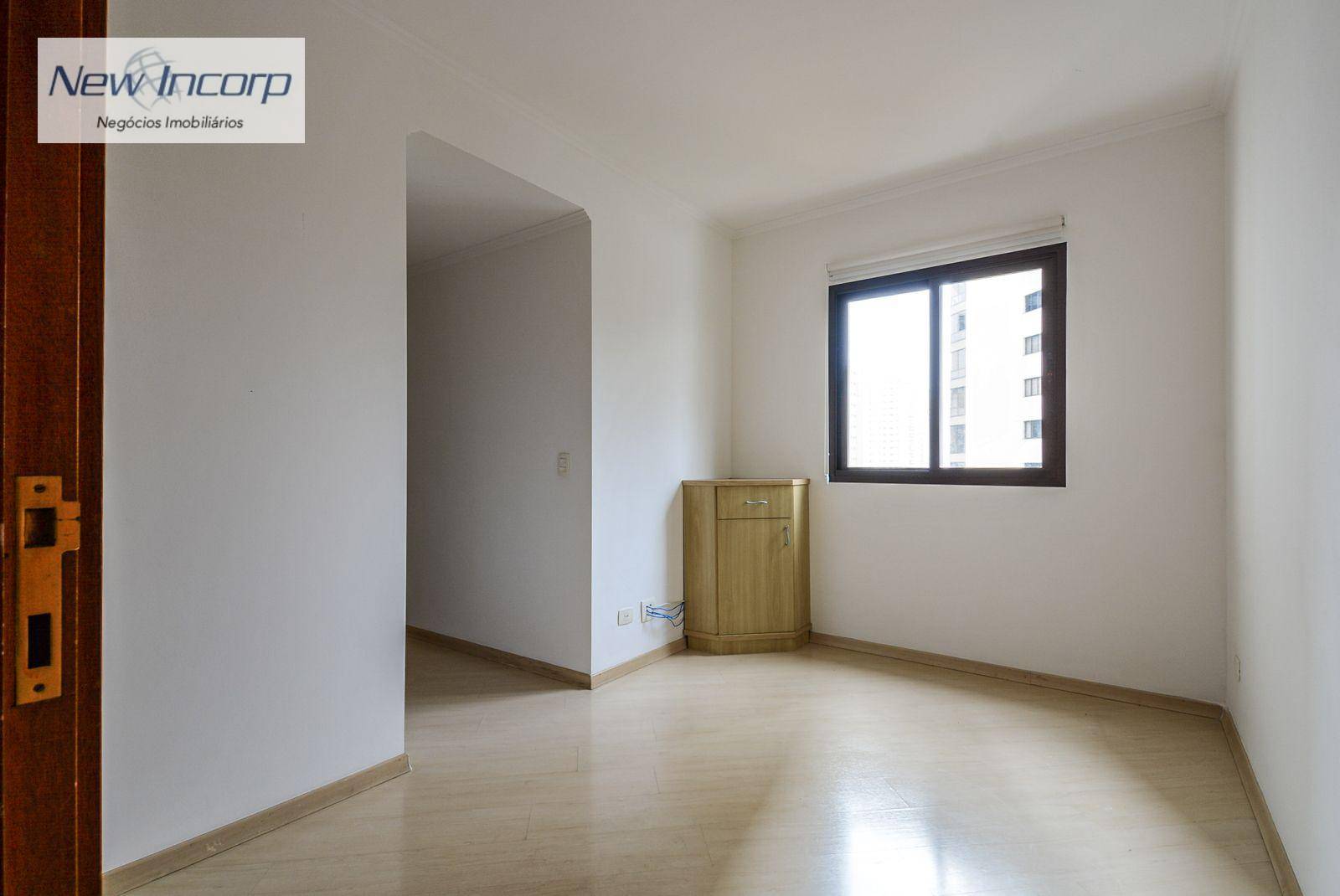 Apartamento à venda com 3 quartos, 178m² - Foto 11