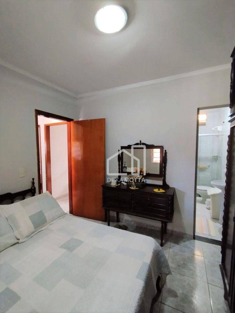 Casa à venda com 3 quartos, 169m² - Foto 12