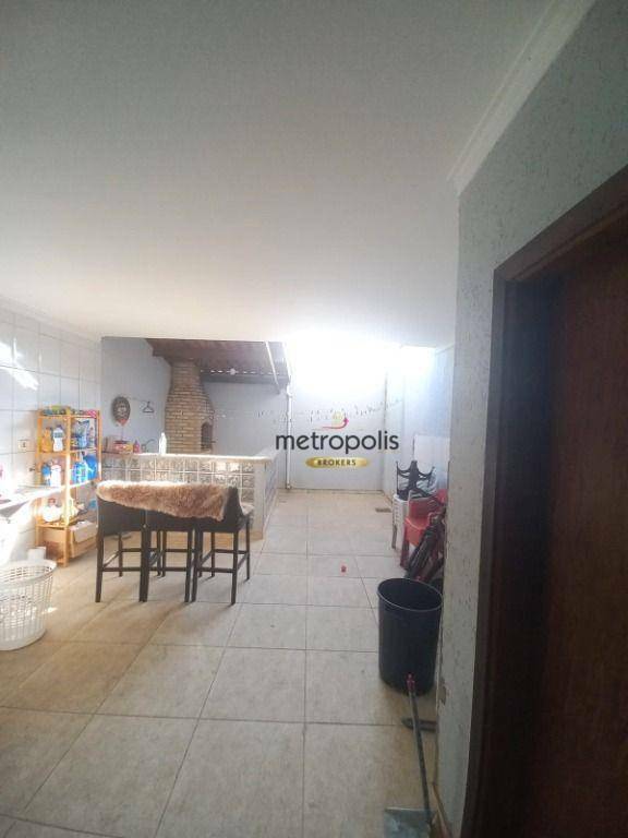 Sobrado à venda com 3 quartos, 242m² - Foto 19