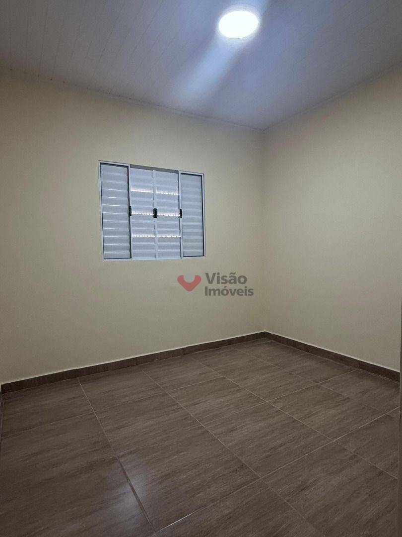 Casa à venda com 3 quartos, 132m² - Foto 11