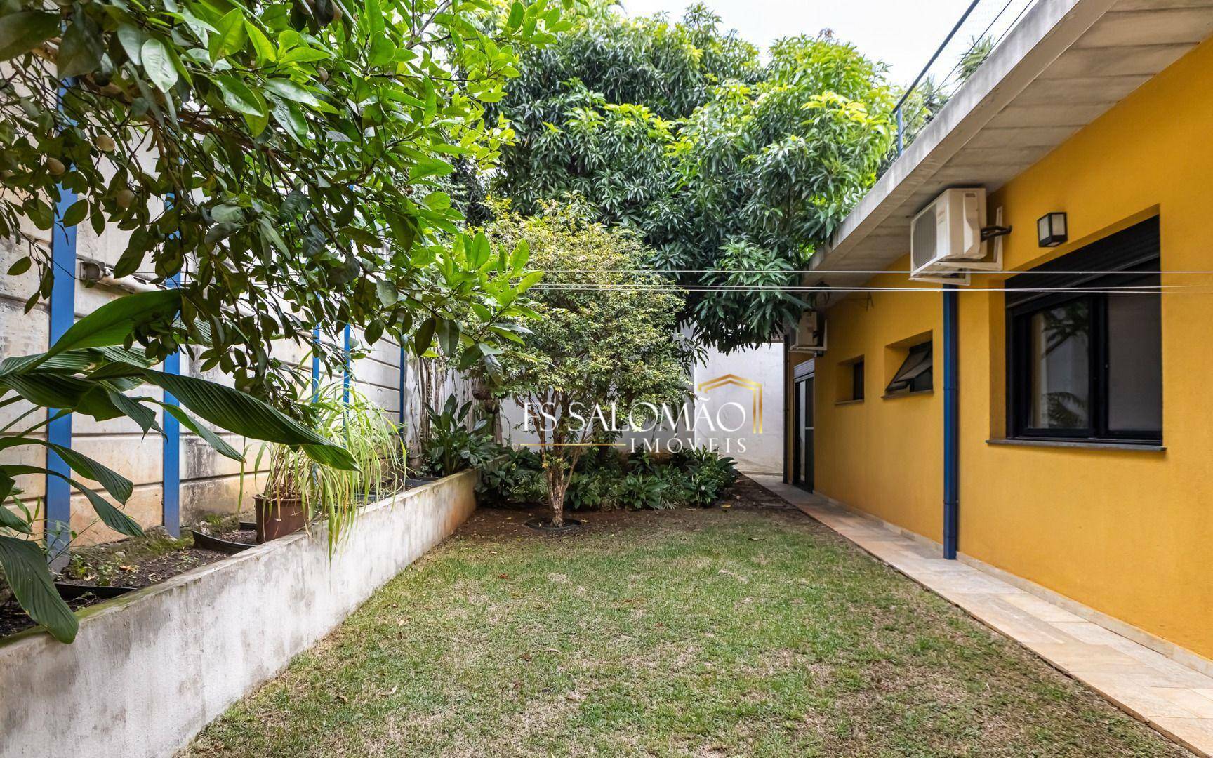 Casa à venda com 3 quartos, 329m² - Foto 7