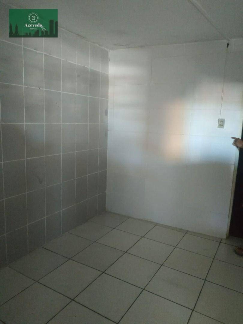 Casa à venda com 9 quartos, 380m² - Foto 11